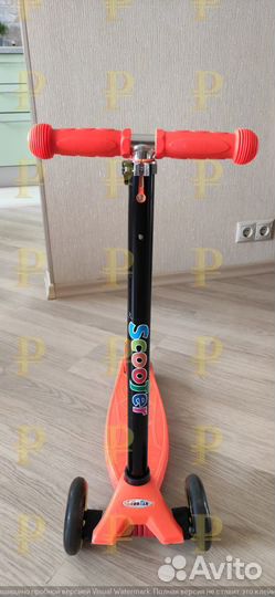 Самокат Scooter