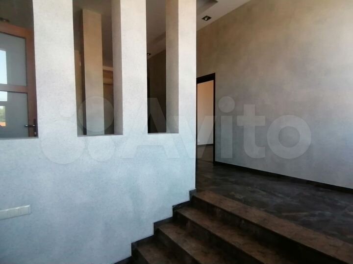 Офис на 1-м этаже с ремонтом и кабинетами, 250 м2