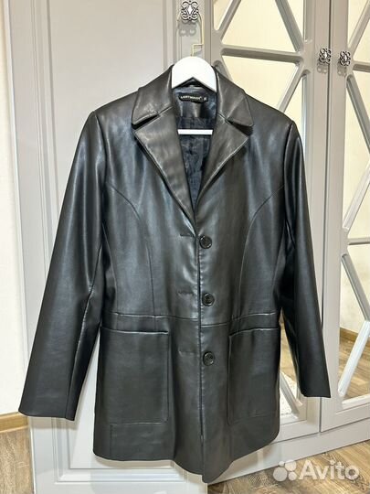 Куртка кожаная женская 42 44