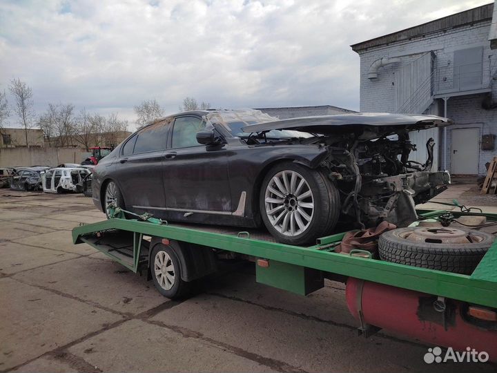 BMW 750LI xdrive 2016г 4.4 (бензин) по запчастям