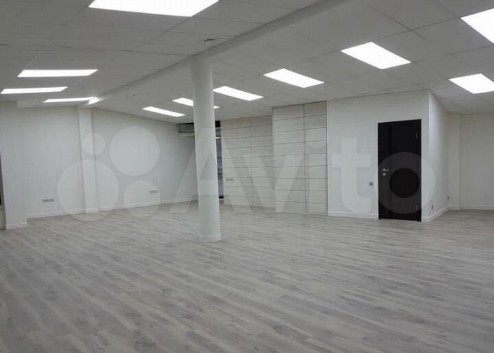 Сдам помещение свободного назначения, 240 м²