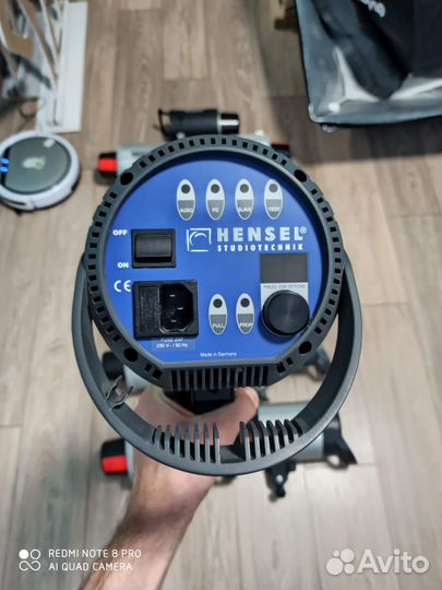Студийный свет, мотоблок Hensel