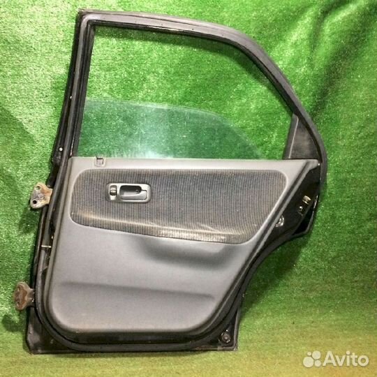 Дверь задняя правая Honda Civic EG4 Черная ржавчин