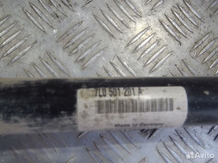 Полуось (привод в сборе) задняя правая, Volkswagen