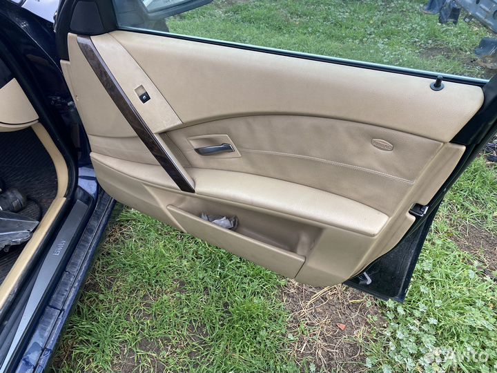 Дверные обшивки BMW E60