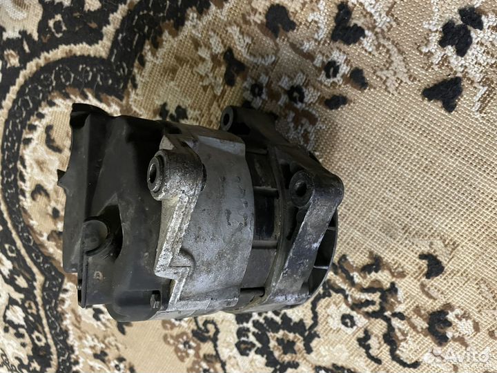 Генератор на BMW 5 e34 m50