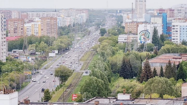 300 м² с закрытой стоянкой на новой развязке