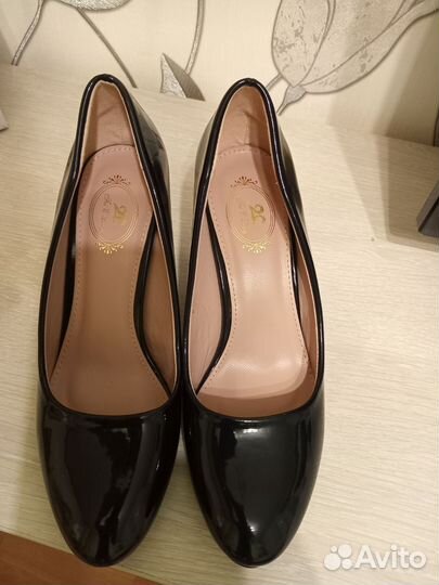 Туфли женские 37 размер новые