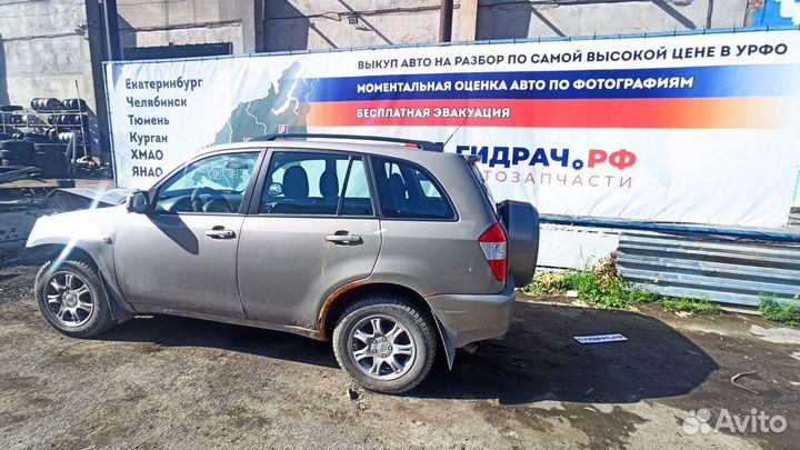 Стекло двери переднее левое Vortex Tingo