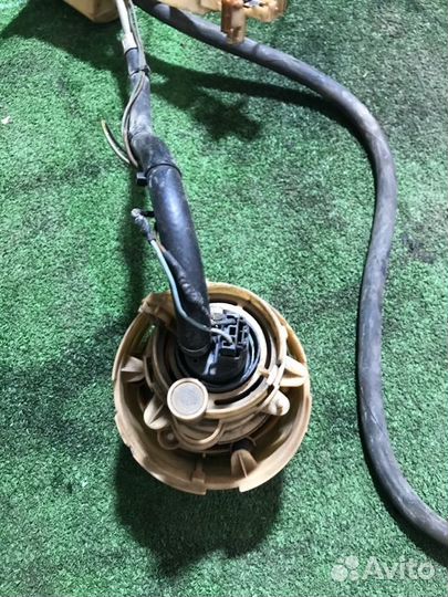 Топливный насос Audi 100 C4 ABK 2.0