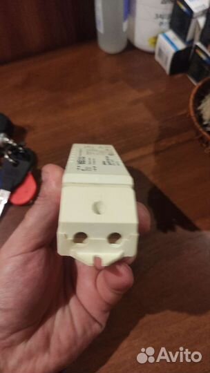 Понижающий трансформатор 220-12