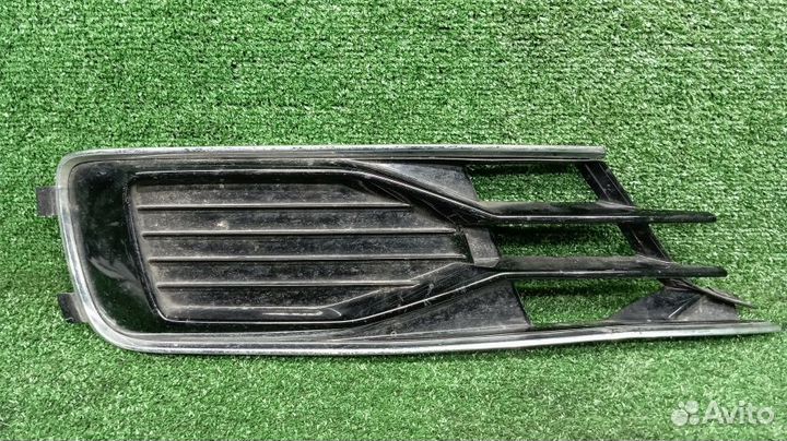 Решетка в бампер Audi A6 Правая