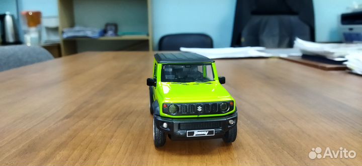 Модель Suzuki Jimny 1/24 1:24 Сузуки Джимни