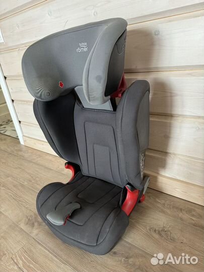 Детское автокресло britax romer