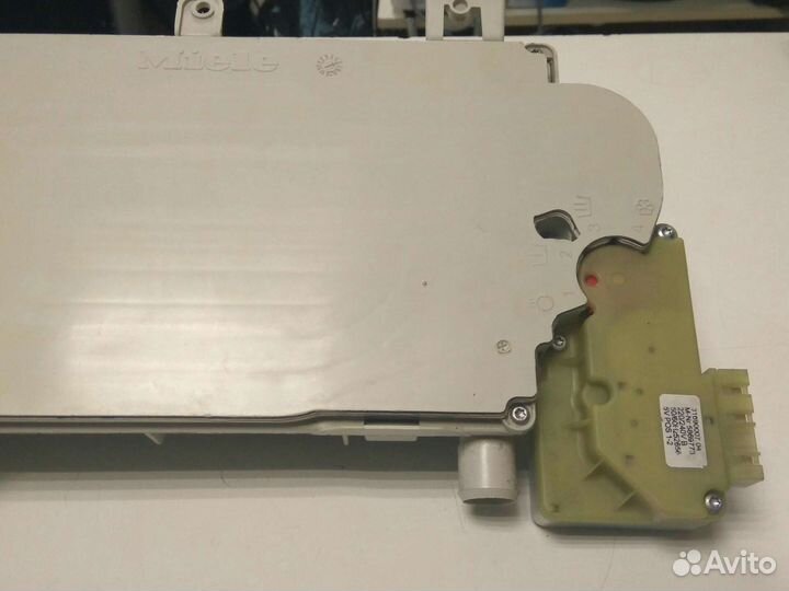 Распределитель потока воды стиральной машины miele