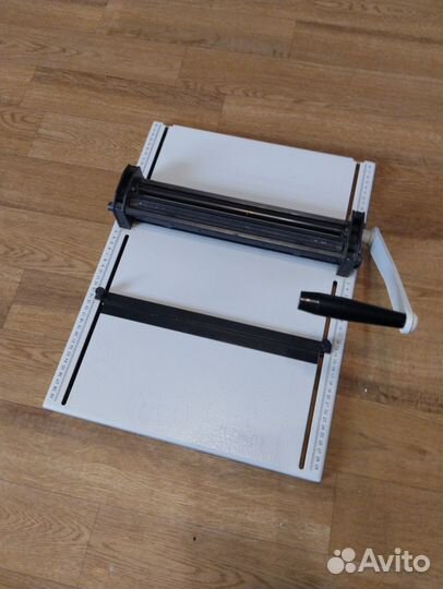 Биговщик для бумаг