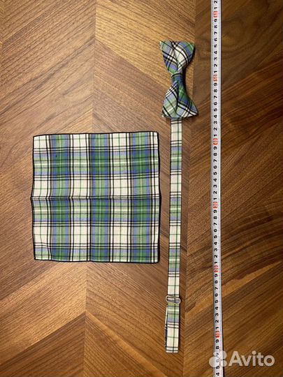 Бабочка и нагрудный платок