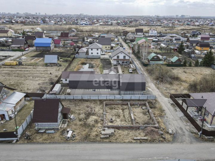 Дом 74 м² на участке 8 сот.