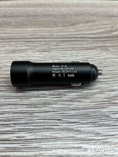 Зарядка в автомобиль 2.1A (удлиненный)