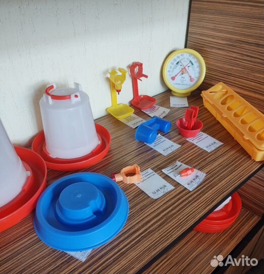 Поилки - кормушки для с/х птицы