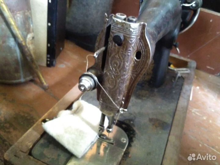 Ручная швейная машина бу