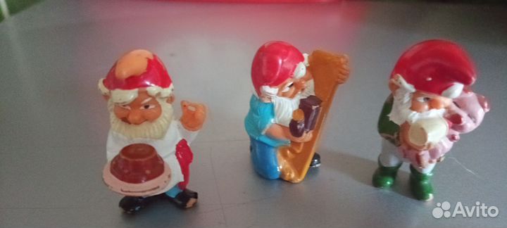 Игрушки из киндера 90х