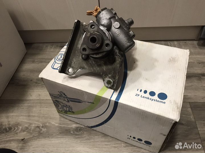 Насос гидроусилителя BMW X5 E53 m54 3.0