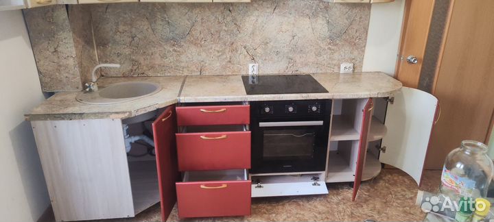 Кухонная гарнитура