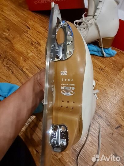 Фигурные коньки edea overture 205