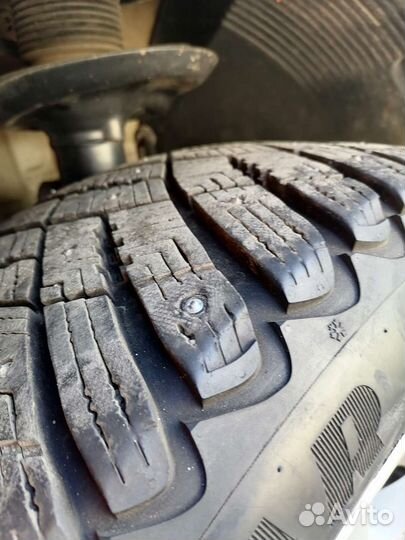 Goodyear Fortera 335/55 R17