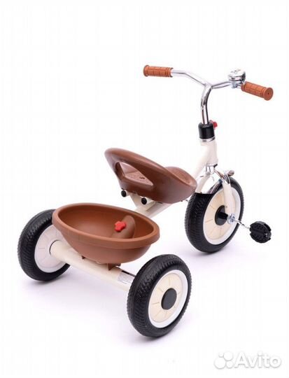 Трехколесный велосипед