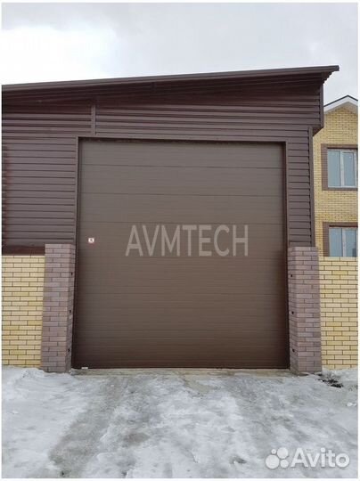 Секционные ворота для гаража