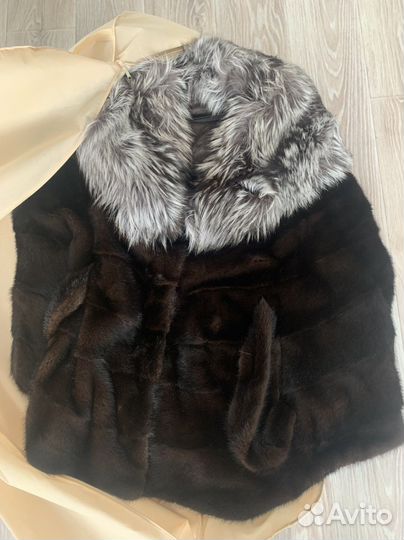 Шуба чёрная лиса - писец