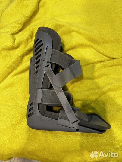 Лангет на ногу