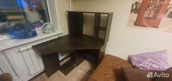 Компьютерный стол