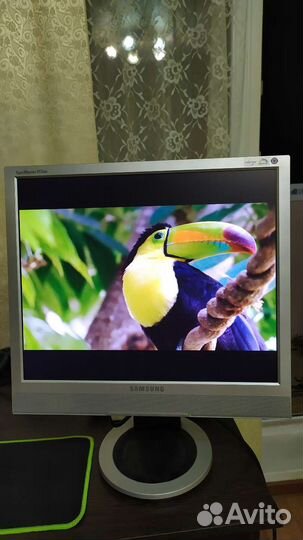 Монитор Samsung syncmaster 913BM