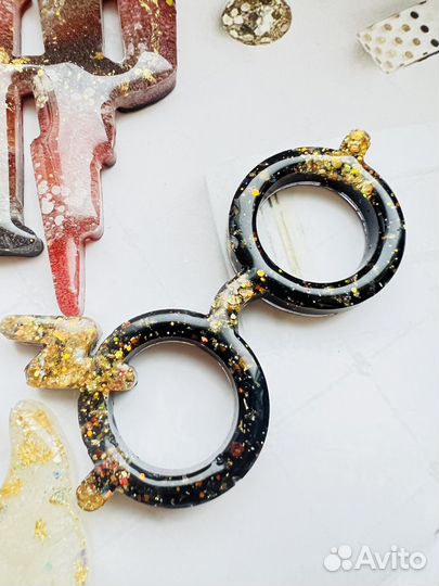 Новогодние игрушки из эпоксидной смолы