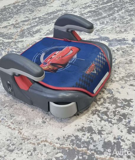 Автокресло бустер