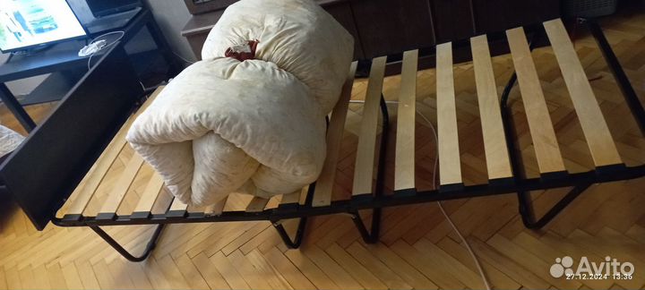 Кровать раскладушка с матрасом