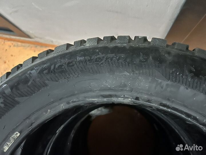 Michelin X-Ice North 3 235/50 R17 100T