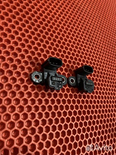 Датчик коленвала Mitsubishi Carisma (оригинал)