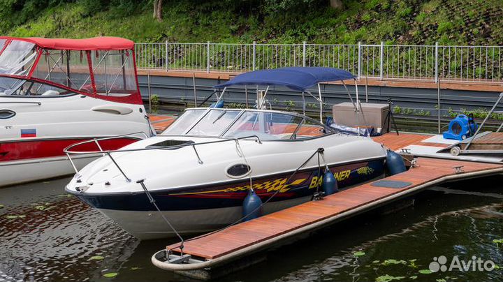 Катер Bayliner 212 capri