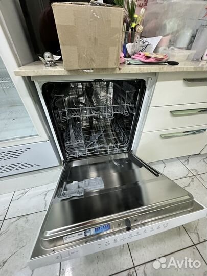 Посудомоечная машина Electrolux ESF 9552LOW