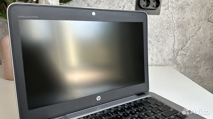 Ноутбук HP elitebook 820 g4