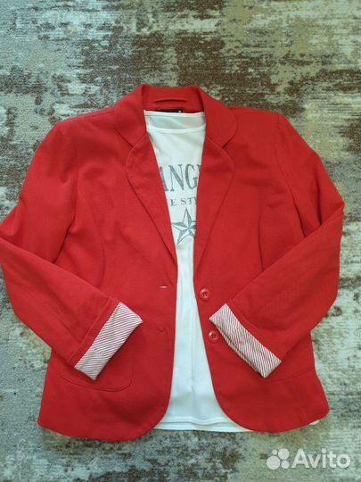 Пиджак для девочки подростка 40-42
