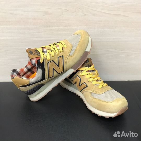 Кроссовки New Balance 574 желтые летние