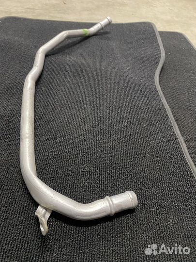 Тоубка кондиционера Mercedes Benz W212 оригинал