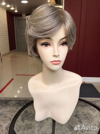 Парик искусственный