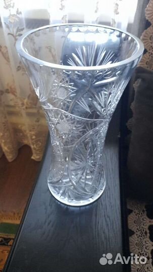 Ваза хрустальная