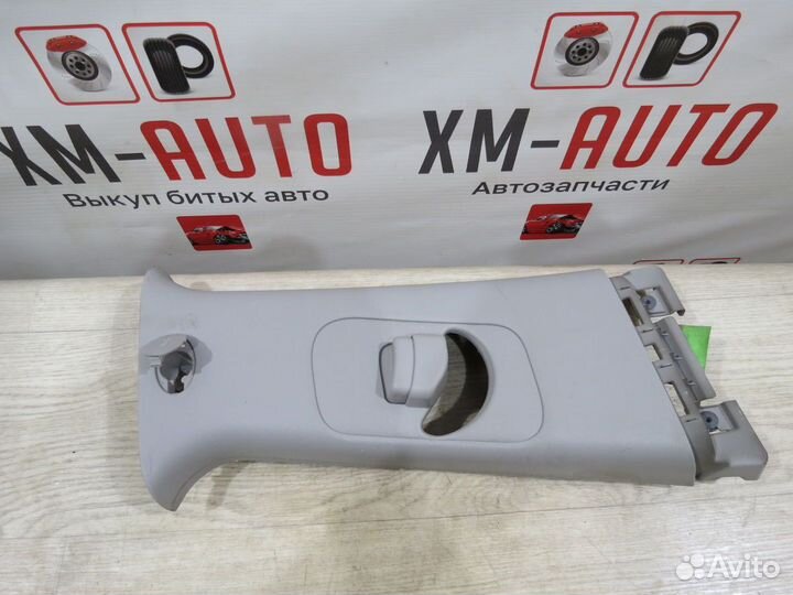 Обшивка центральной стойки правая Kia Sportage 3